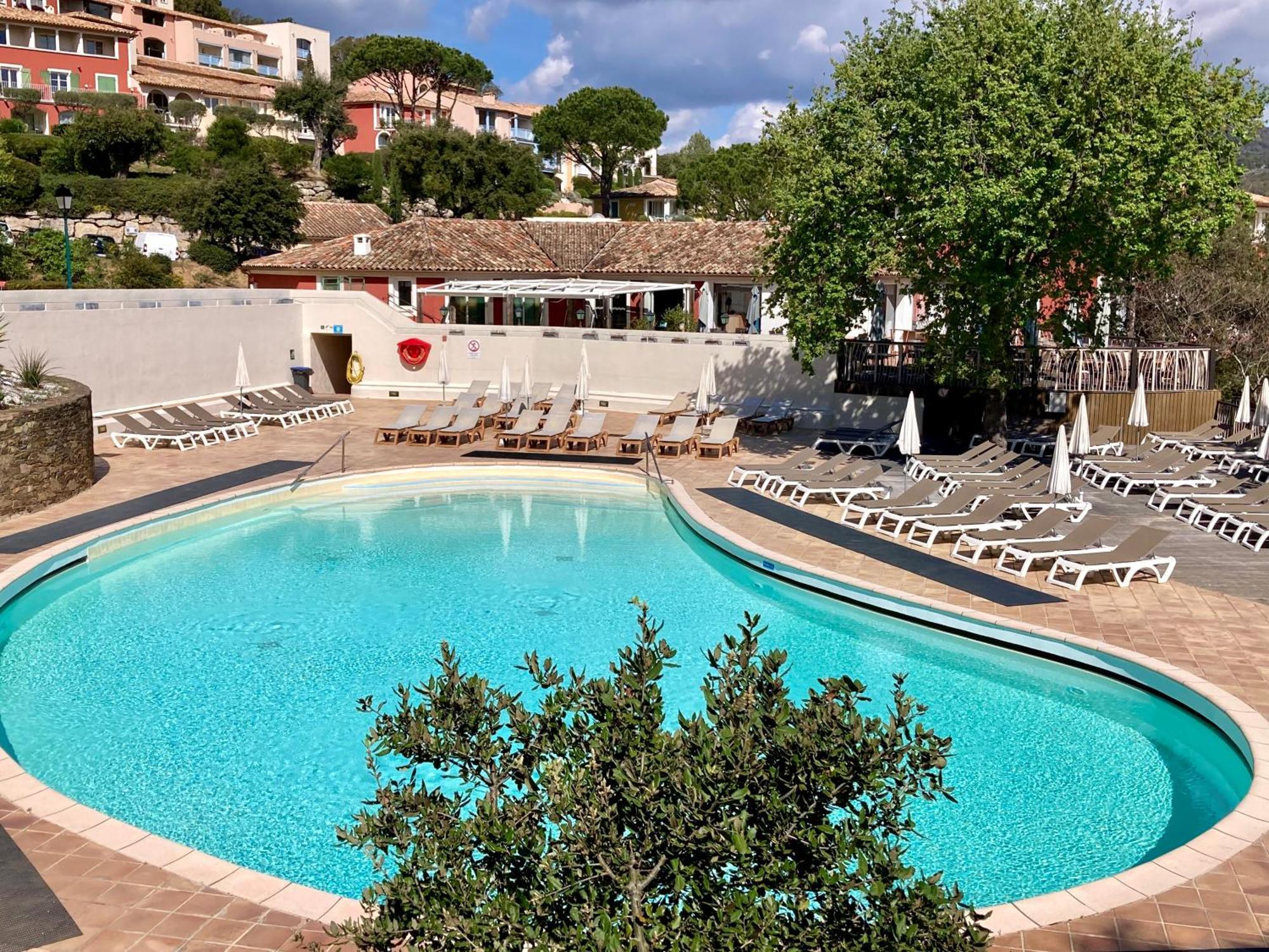 Les Restanques Vue Mer Pressoir 3131 Grimaud Exterior photo